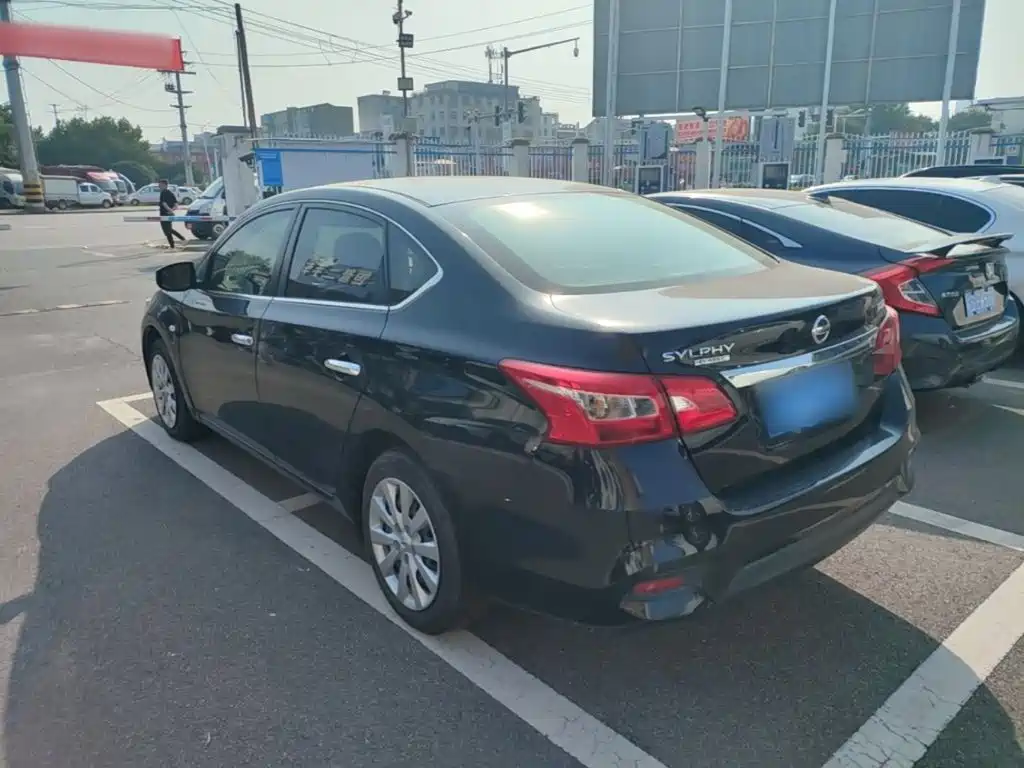 Nissan Sylphy — миниатюра 5