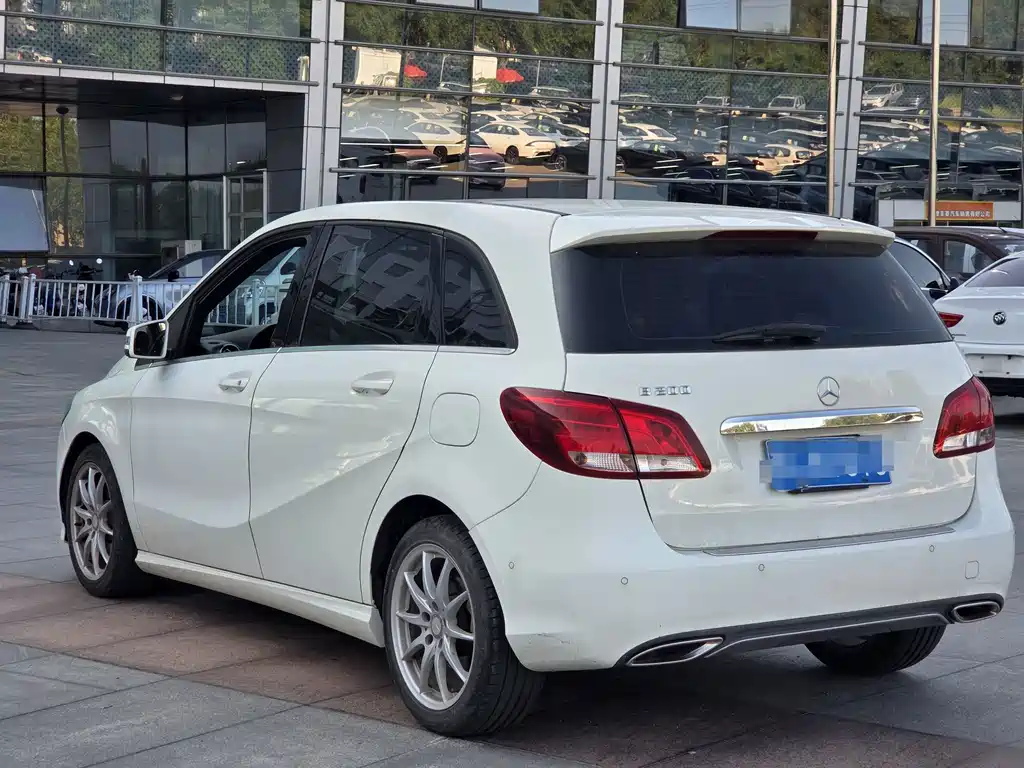 Mercedes-Benz B-Class — миниатюра 9