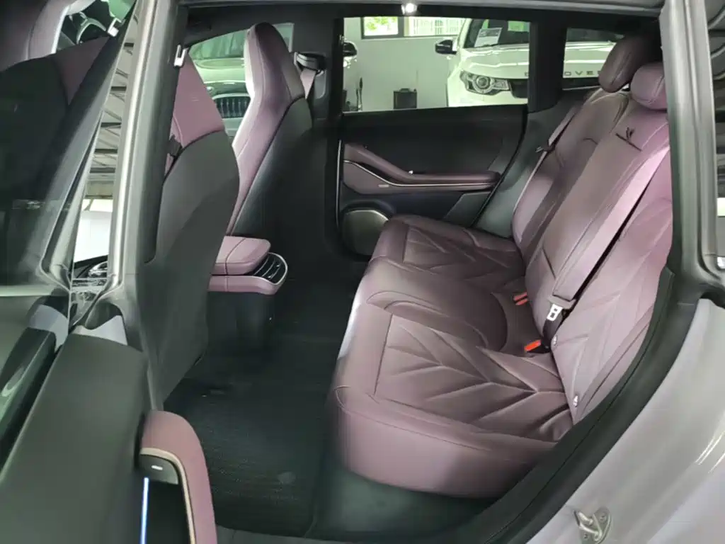 NIO ET5T — миниатюра 17