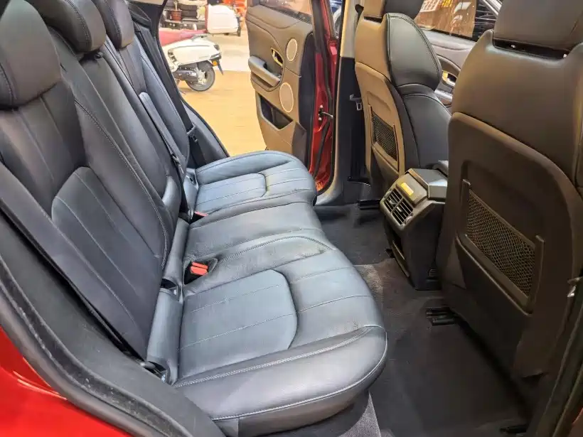 Land Rover Evoque — миниатюра 7