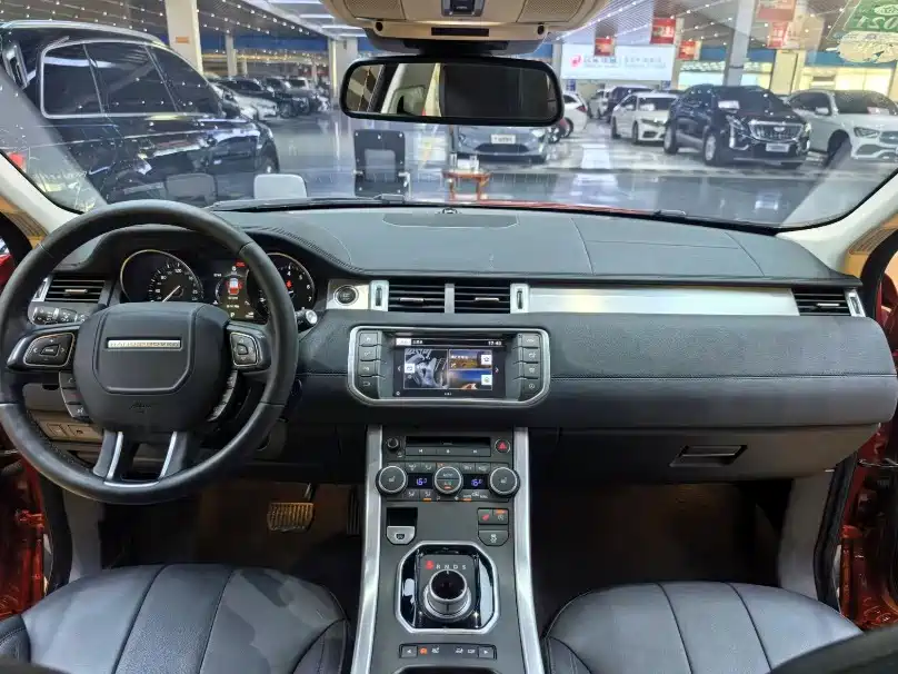 Land Rover Evoque — миниатюра 8