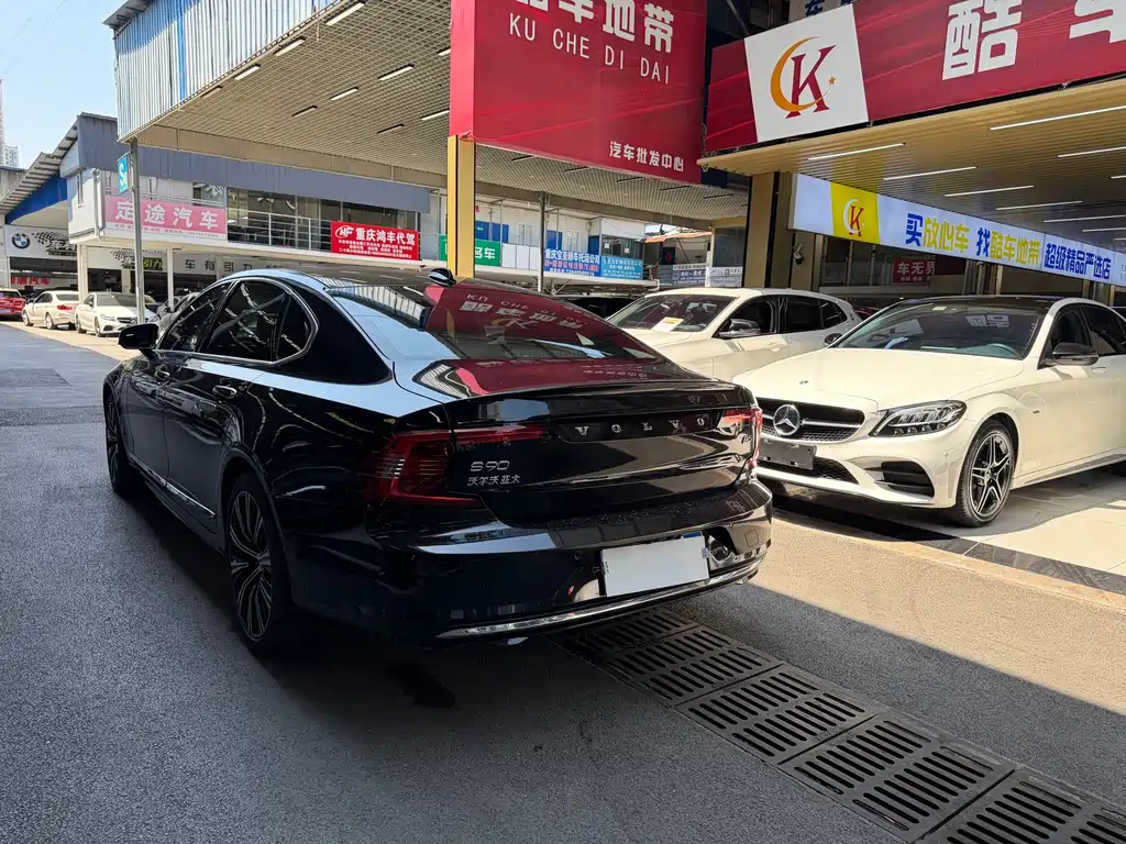 Volvo S90 — миниатюра 4