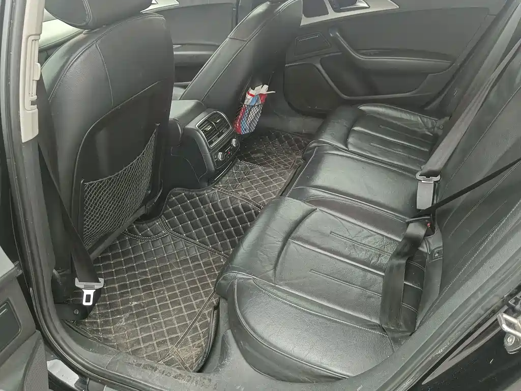 Audi A6L — миниатюра 6
