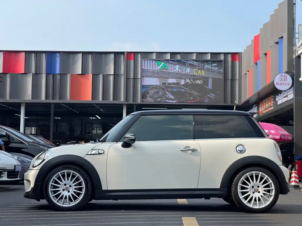 MINI Mini — миниатюра 6