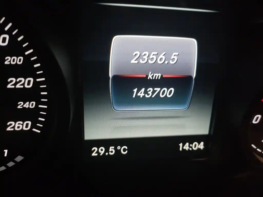Mercedes-Benz C-Class — миниатюра 5