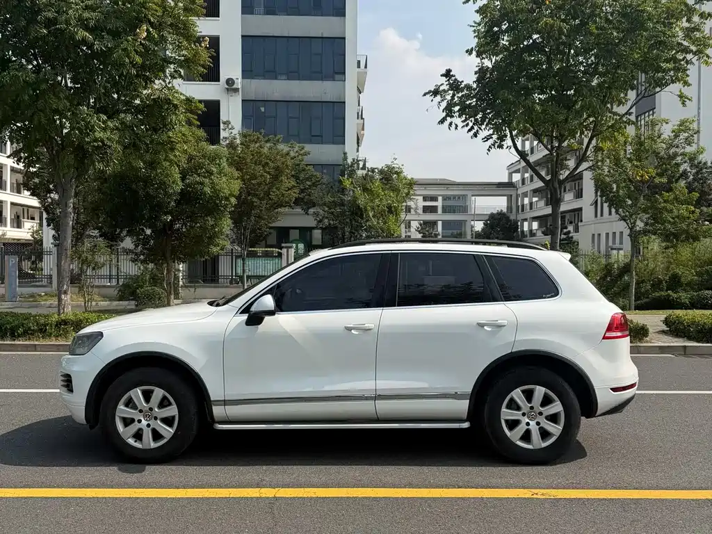 Volkswagen Touareg — миниатюра 3
