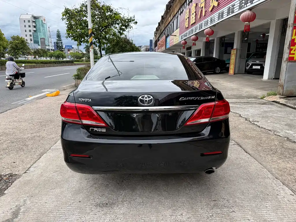 Toyota Camry 2013 200G Luxury