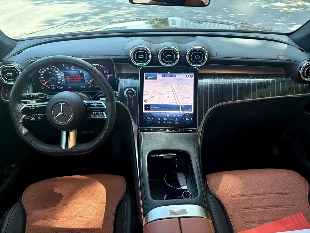 Mercedes-Benz GLC 2024 GLC 260 L 4MATIC Luxury 7 мест