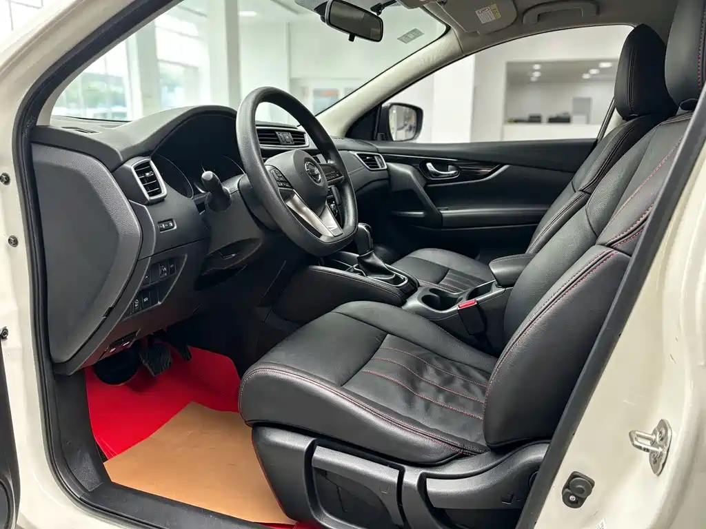 Nissan Qashqai — миниатюра 4