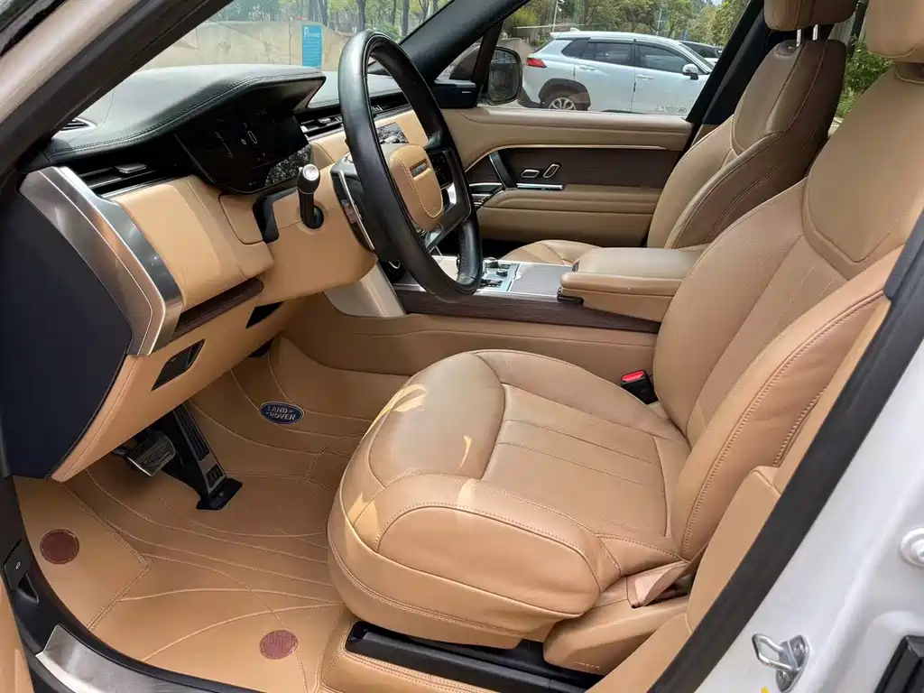 Land Rover Range Rover — миниатюра 7