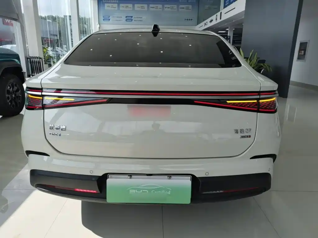 BYD Seal 07 DM-i — миниатюра 6