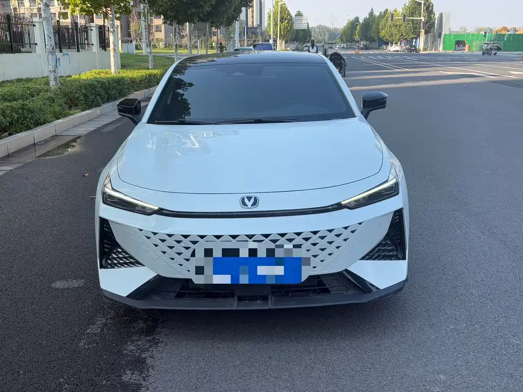 Changan UNI-V — миниатюра 2