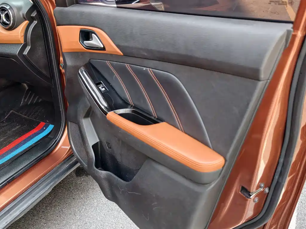 BAIC Senova X35 — миниатюра 13