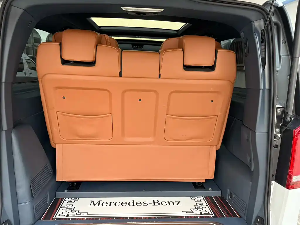 Mercedes-Benz V-Class — миниатюра 6