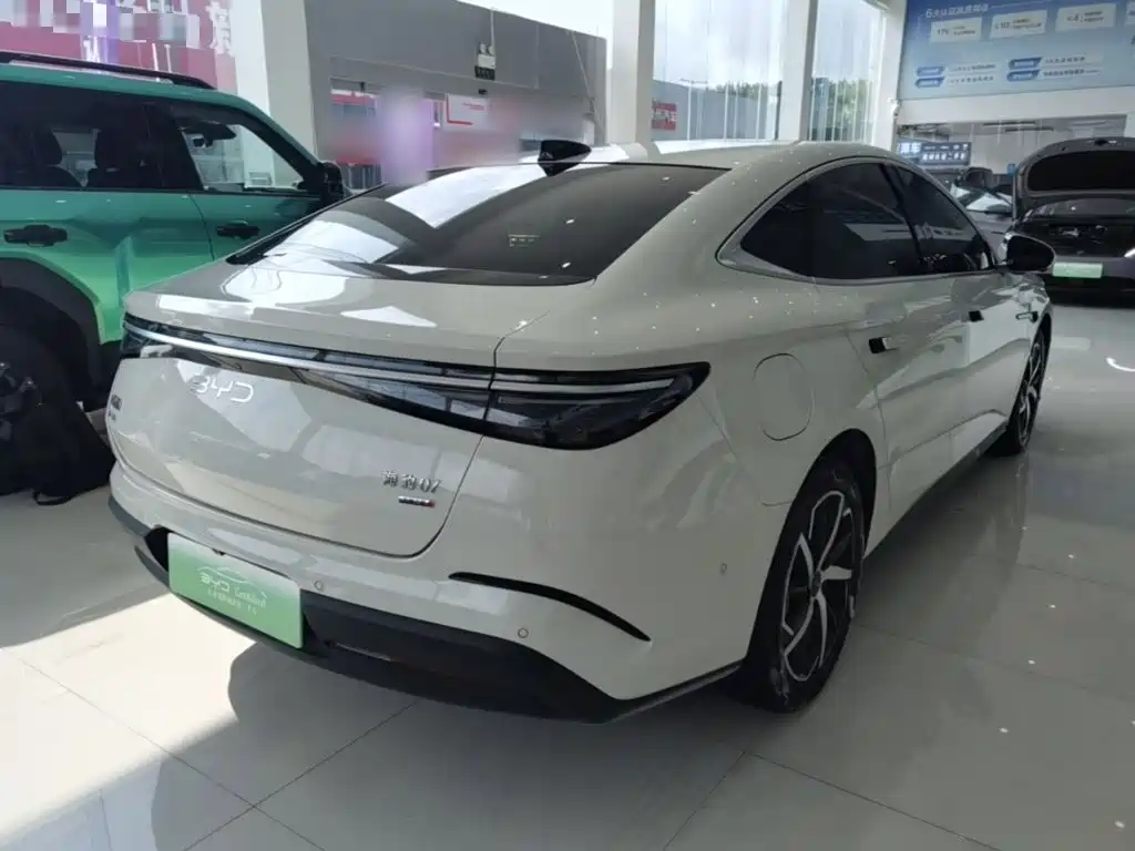 BYD Seal 07 DM-i — миниатюра 7