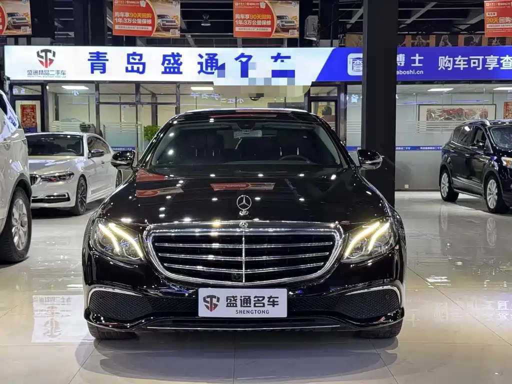 Mercedes-Benz E-Class — миниатюра 2