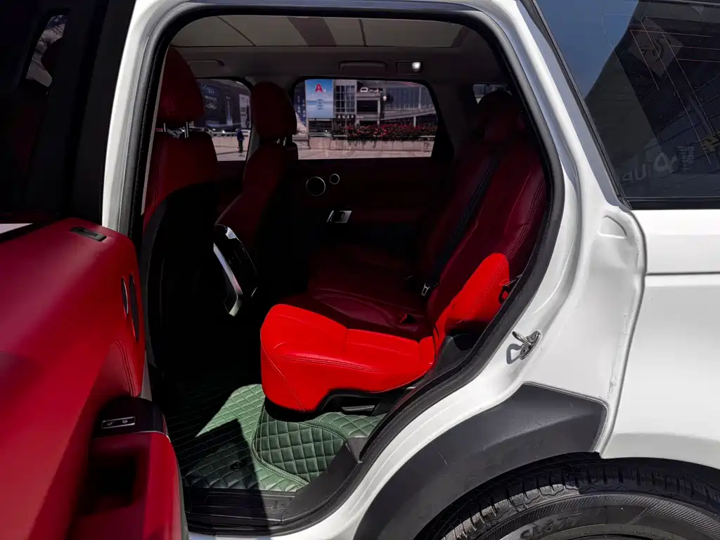 Land Rover Sport — миниатюра 11