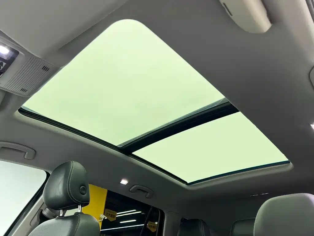 Volkswagen Teramont — миниатюра 17