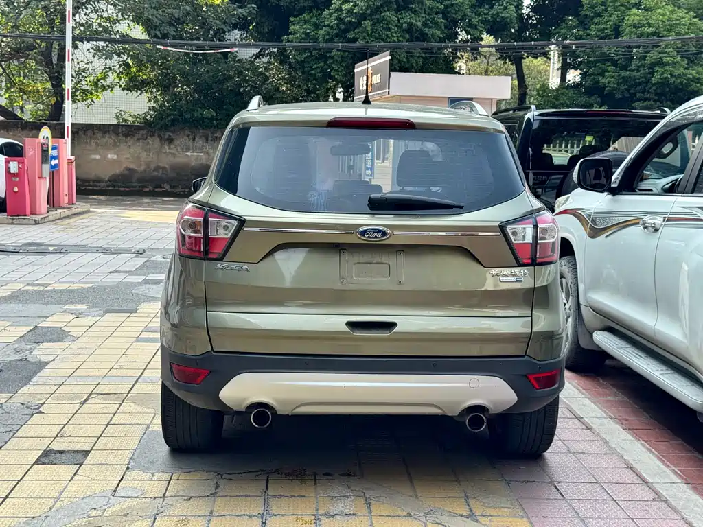 Ford Kuga — миниатюра 4