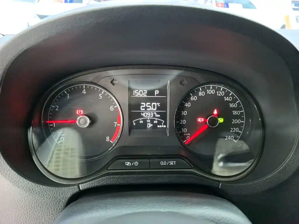 Volkswagen Polo — миниатюра 12