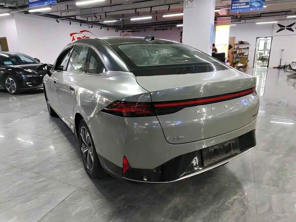 XPeng P5 — миниатюра 5