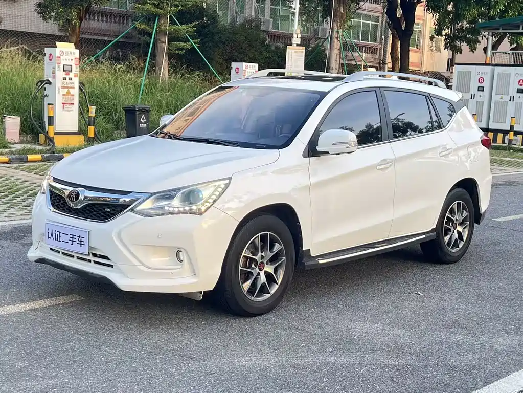 2017 BYD Song EV - zdjęcie 1 z 29