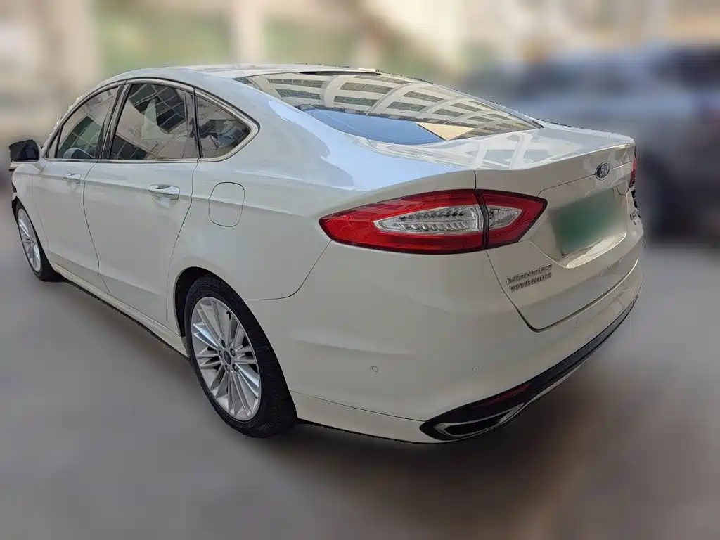 Ford Mondeo — миниатюра 5