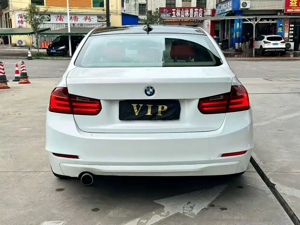 BMW 3 Series — миниатюра 6