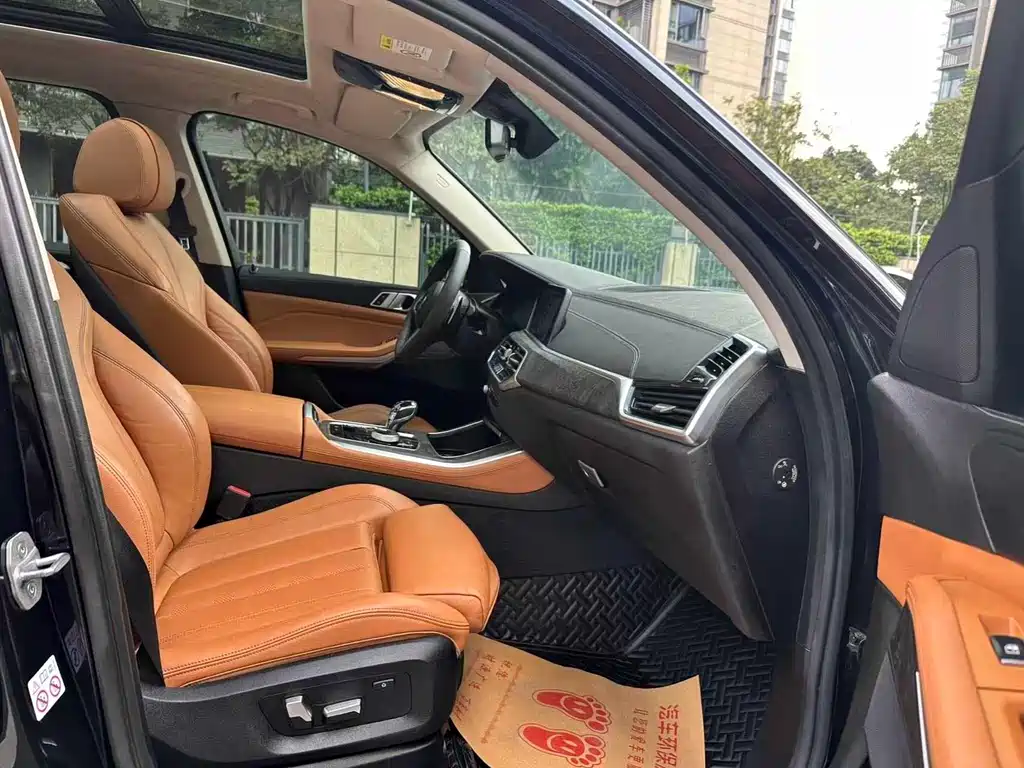BMW X5 (Import) — миниатюра 8