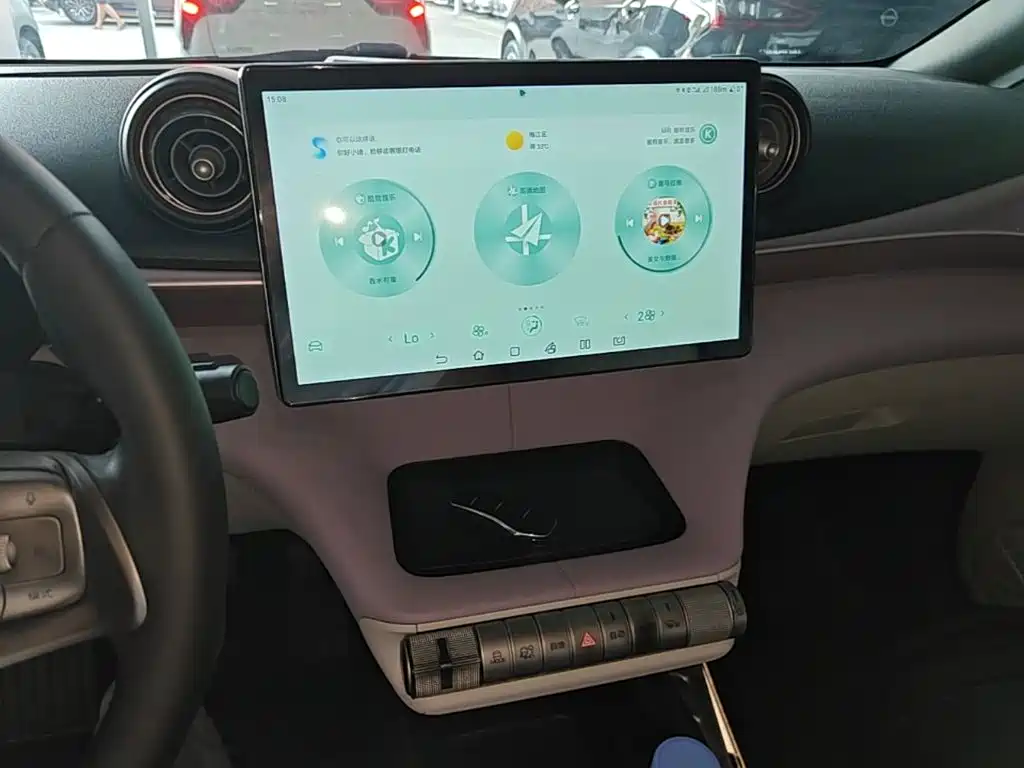 BYD Dolphin — миниатюра 13