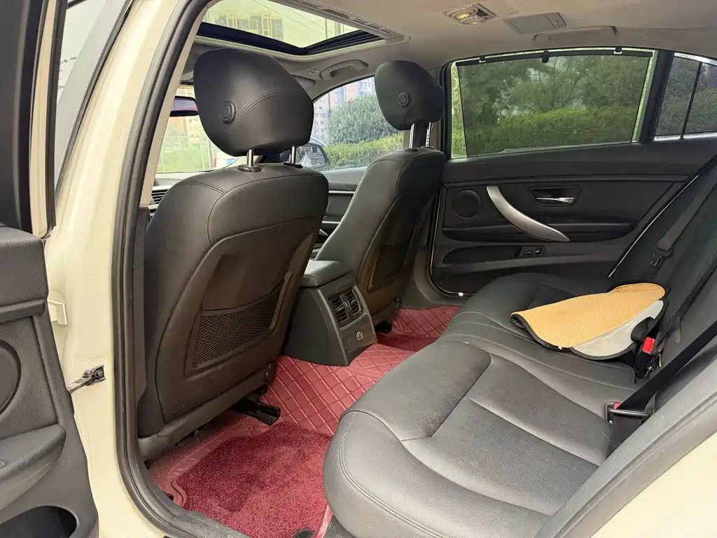 BMW 3 Series — миниатюра 9