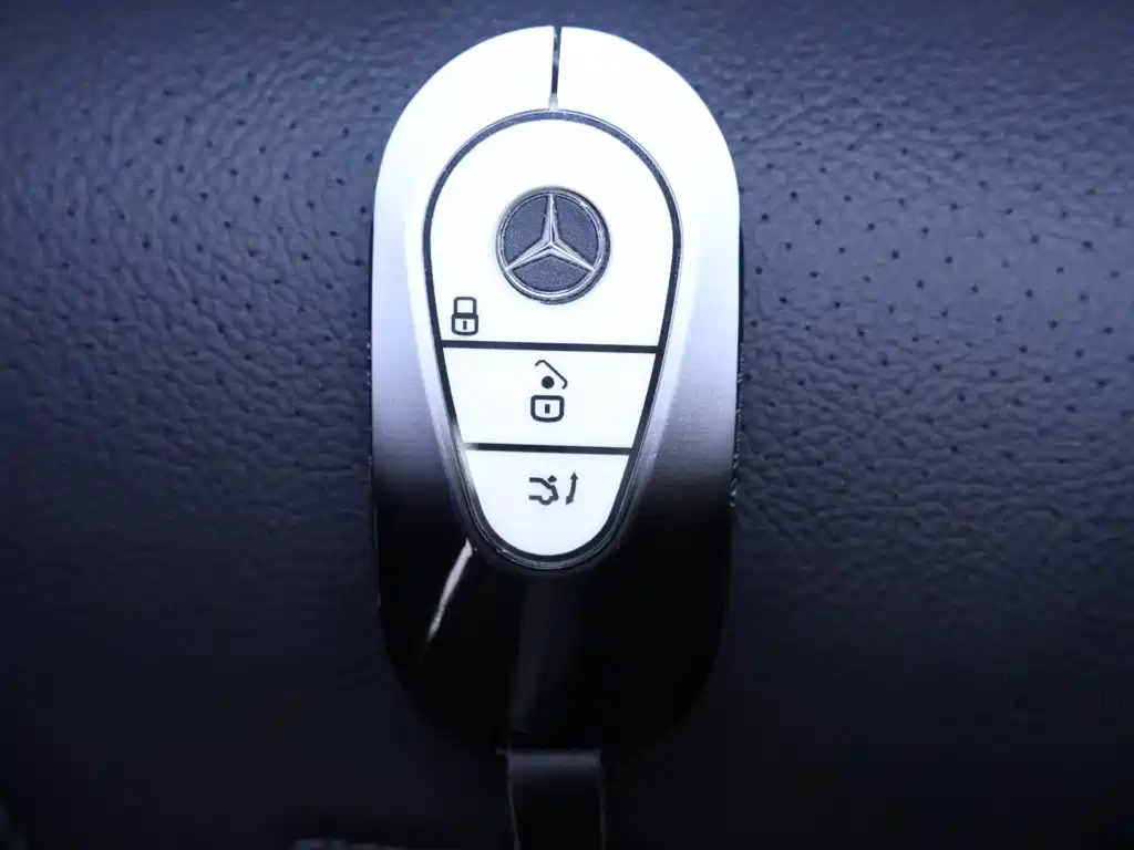 Mercedes-Benz C-Class — миниатюра 25