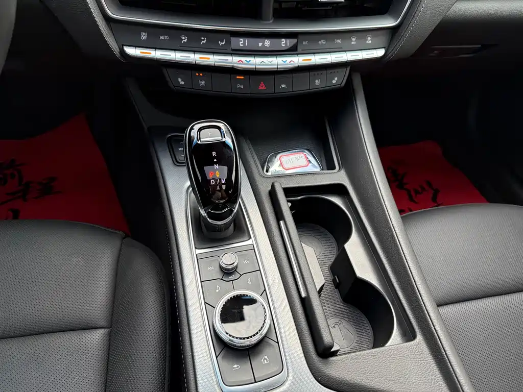 Cadillac CT5 — миниатюра 12