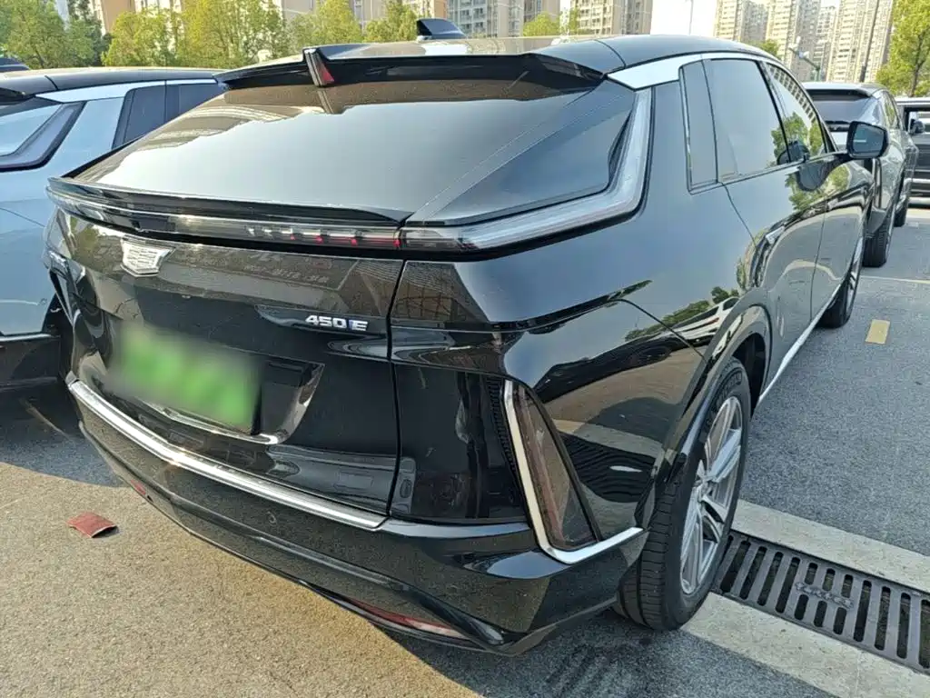 Cadillac Lyriq — миниатюра 7