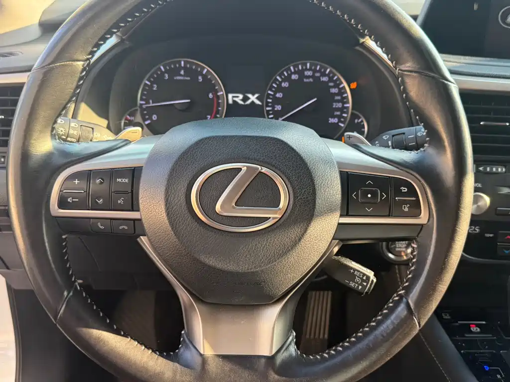 Lexus RX — миниатюра 10