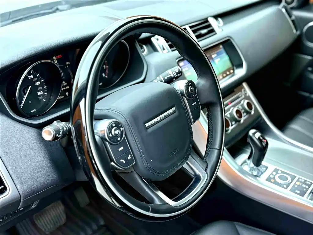 Land Rover Sport — миниатюра 10