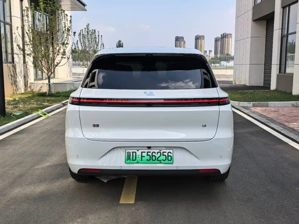 Li Auto Li L6 — миниатюра 10