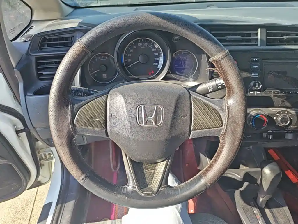 Honda Fit — миниатюра 11