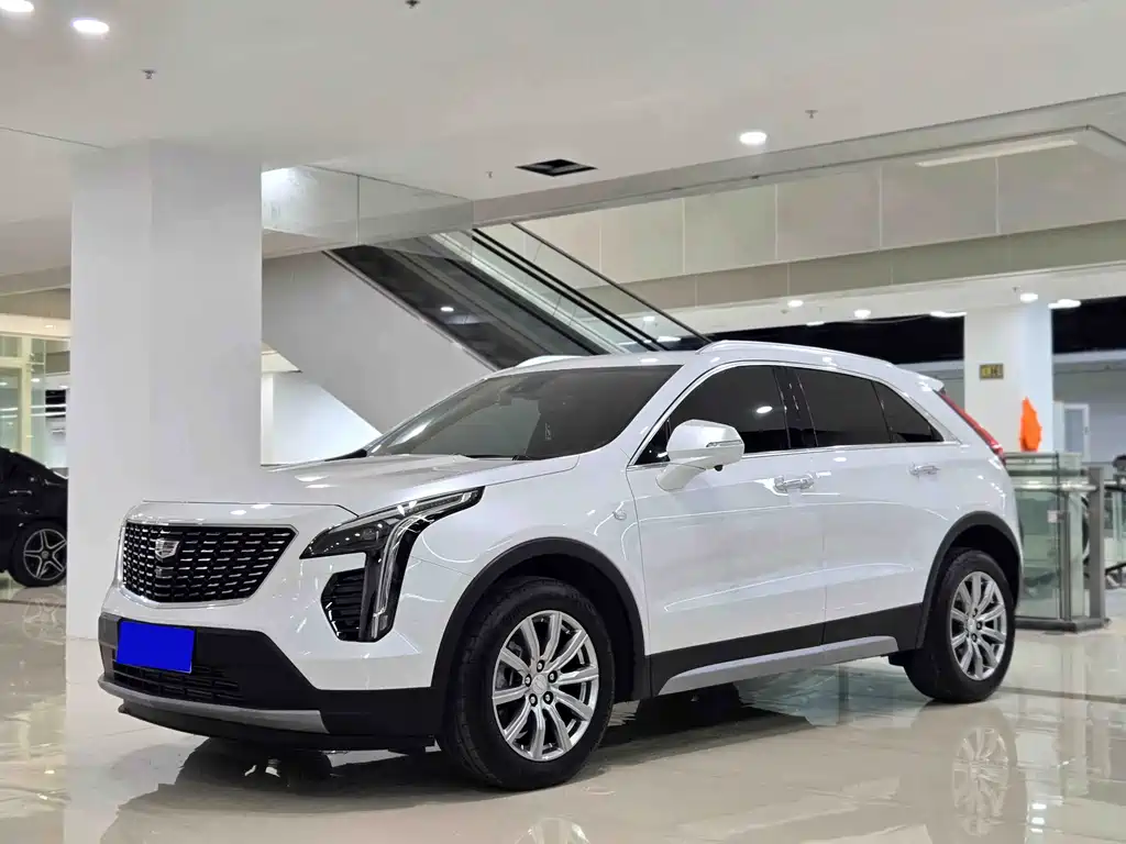 Cadillac XT4 — миниатюра 2
