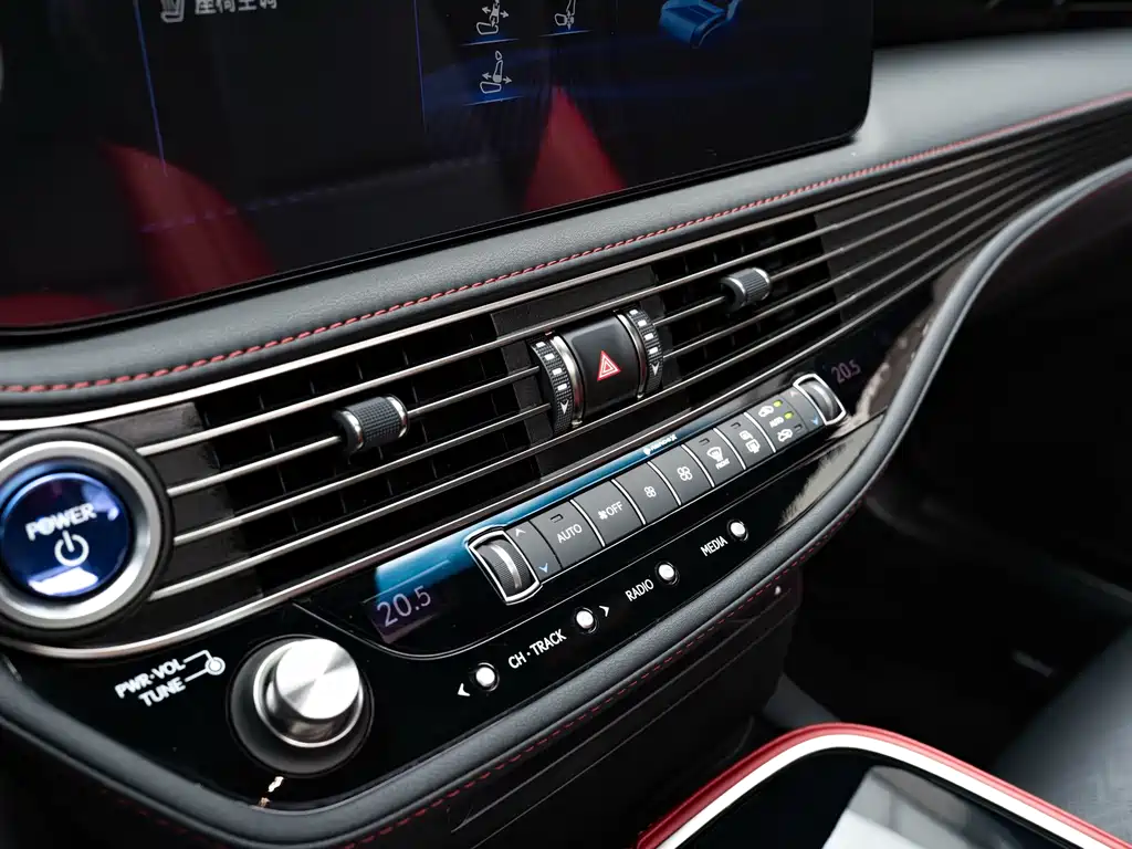 Lexus LS — миниатюра 17