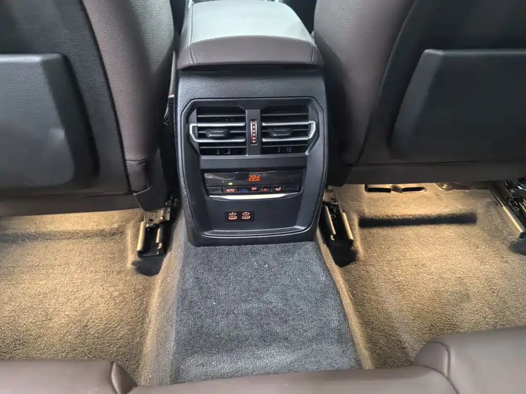 BMW 3 Series — миниатюра 10