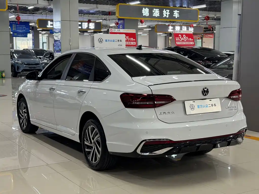 Volkswagen Lavida — миниатюра 6