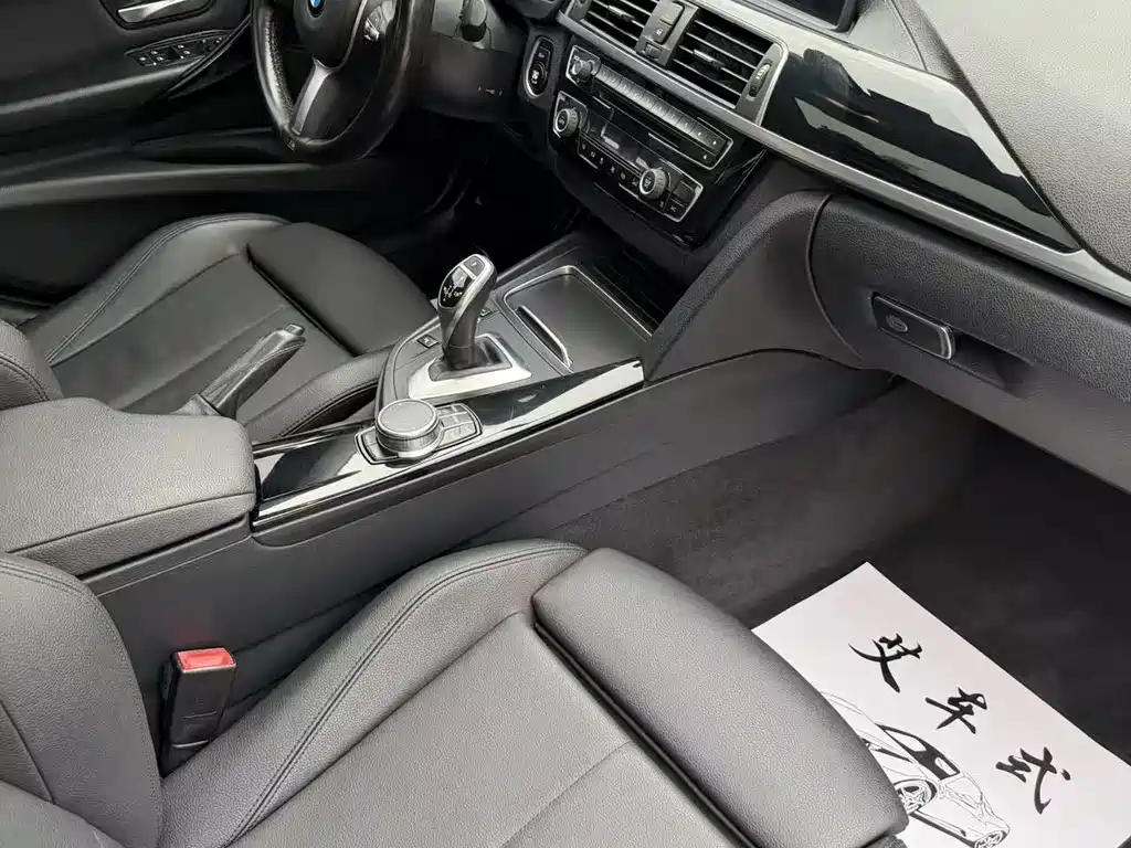 BMW 3 Series — миниатюра 7