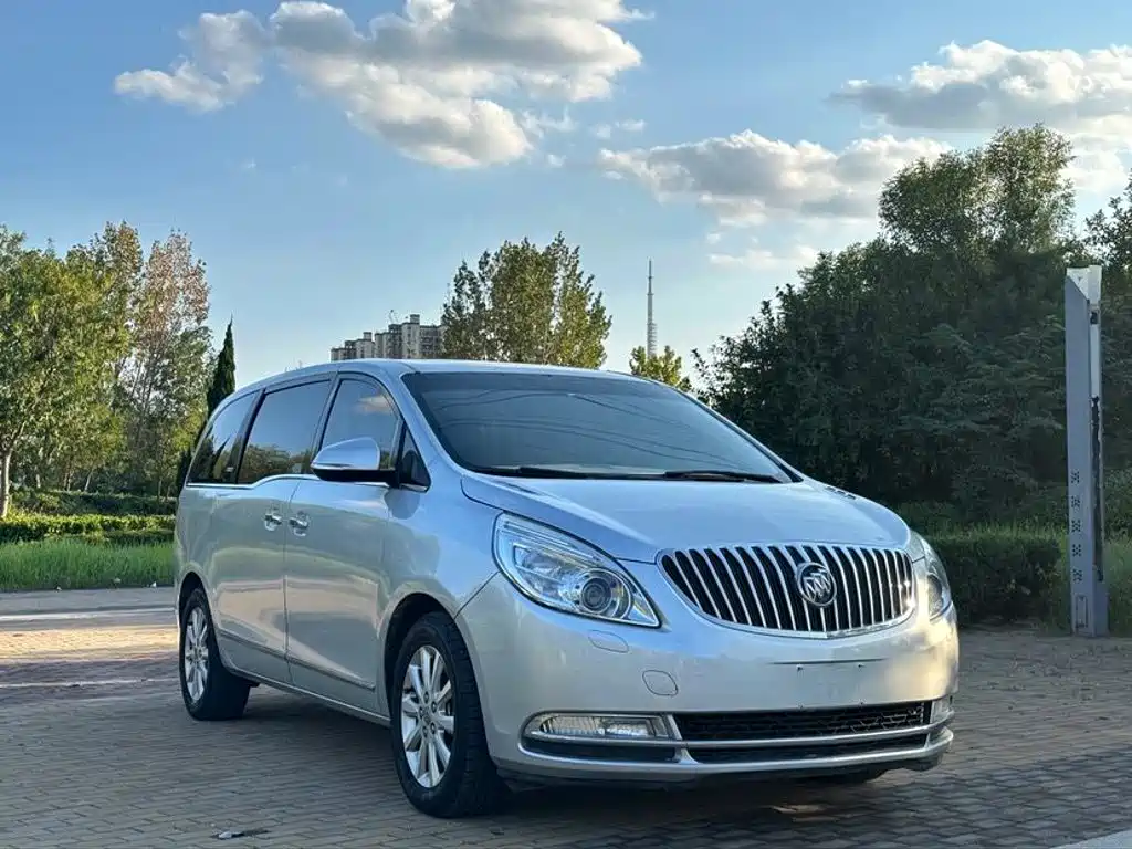 Buick GL8 — миниатюра 3