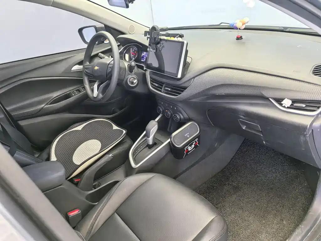 Chevrolet Cavalier — миниатюра 13