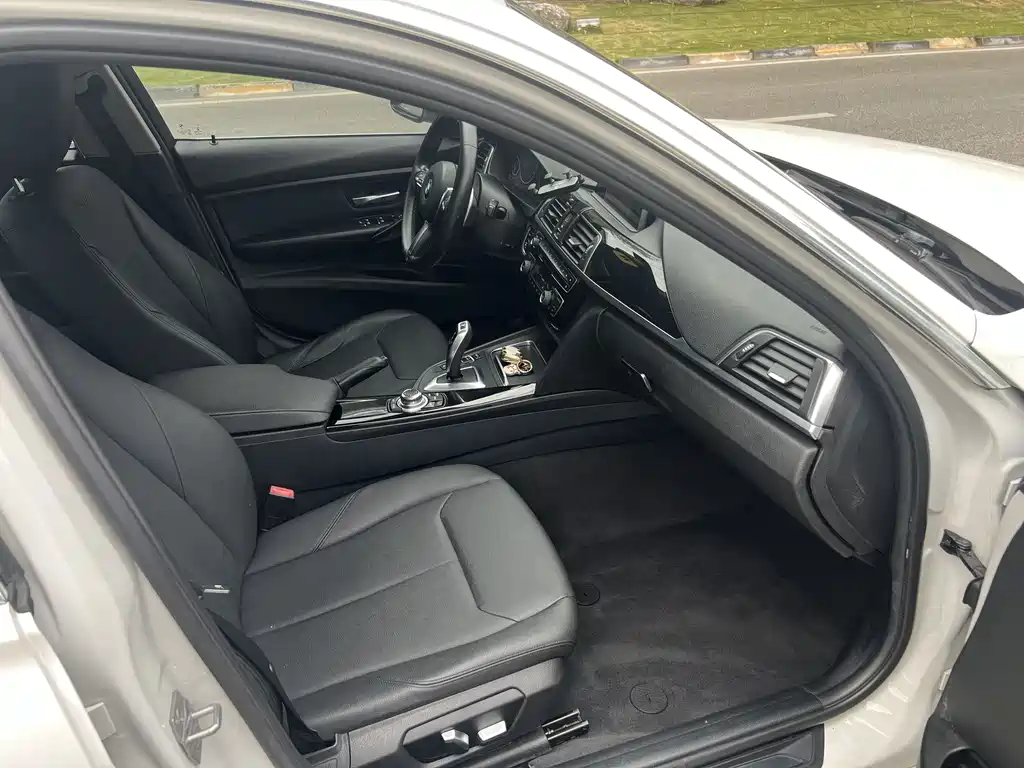 BMW 3 Series 3 2016 320Li Fashion