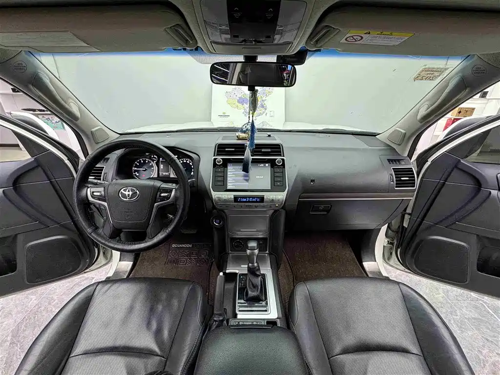 Toyota Land Cruiser Prado 2018 3.5L AT TX-L