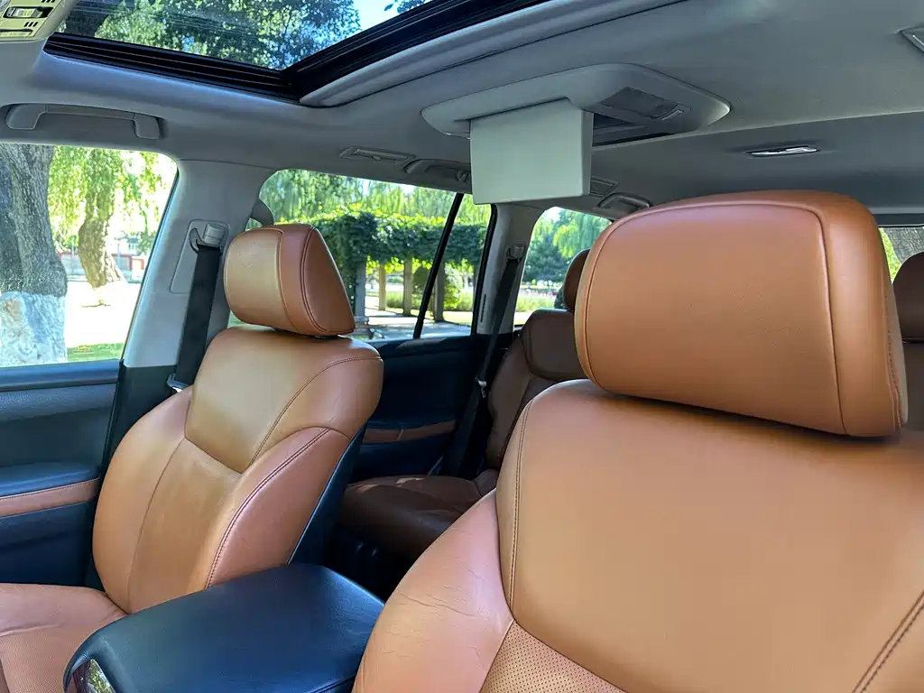 Lexus LX — миниатюра 16
