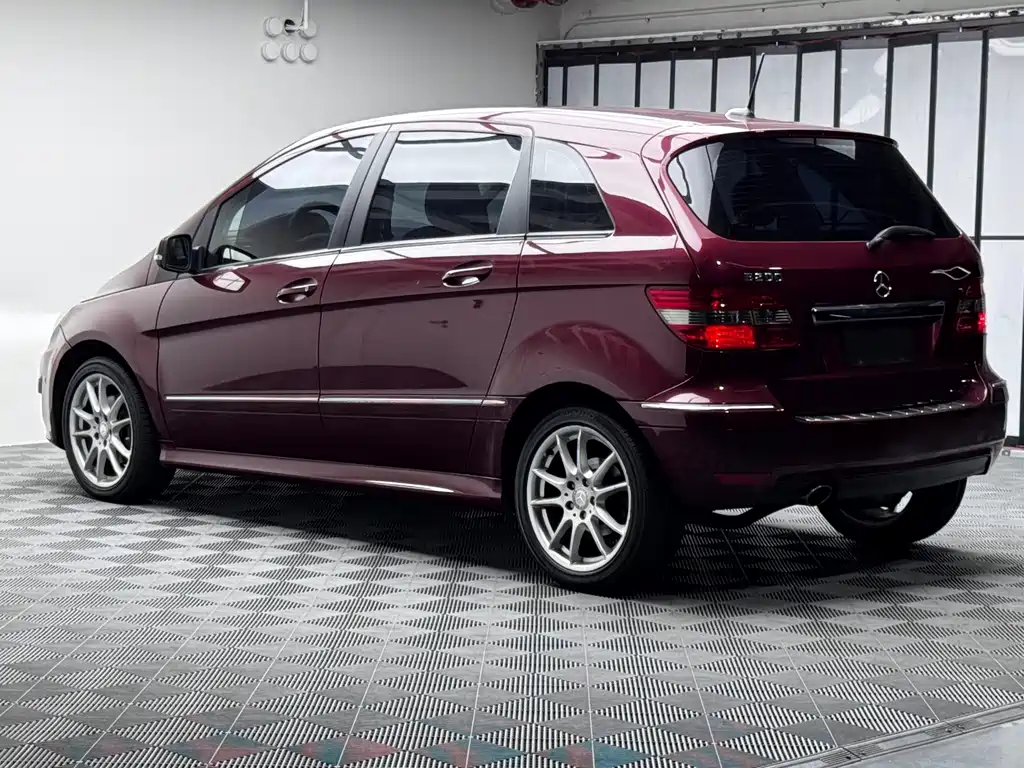 Mercedes-Benz B-Class B 2009 B 200 Fashion