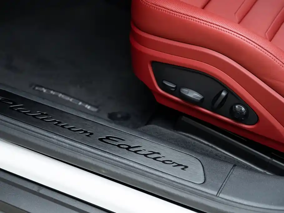 Porsche Panamera — миниатюра 15